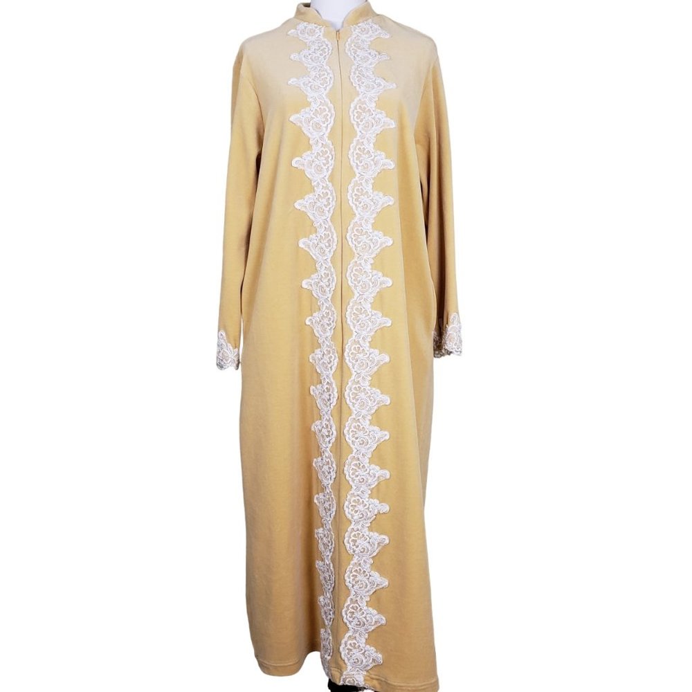 Cabernet Long Velvety Robe Lace and Pearl Trim Medium EUC